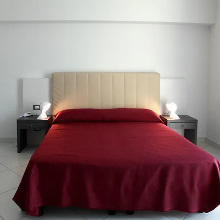Brezza Di Grecale Apartahotel
