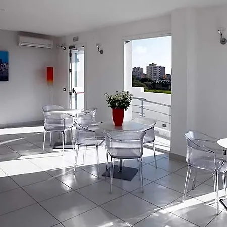 Brezza Di Grecale Aparthotel